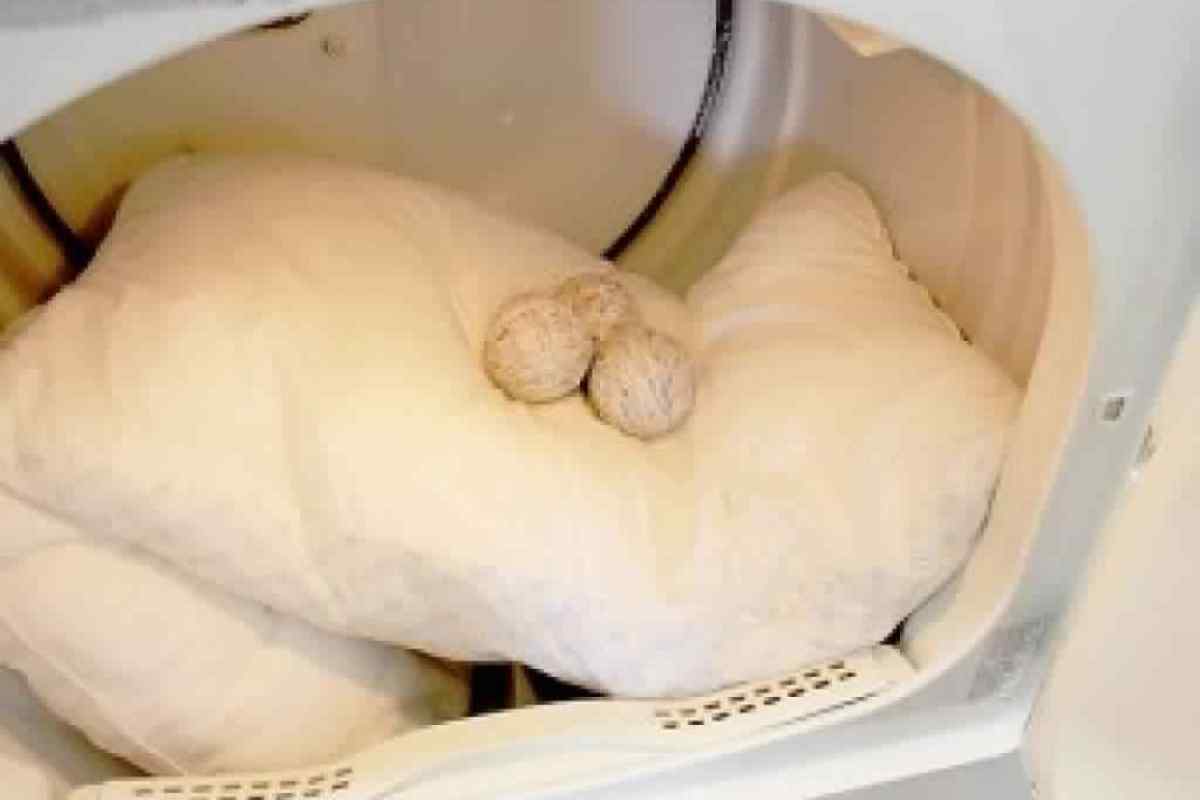 Як мити подушку