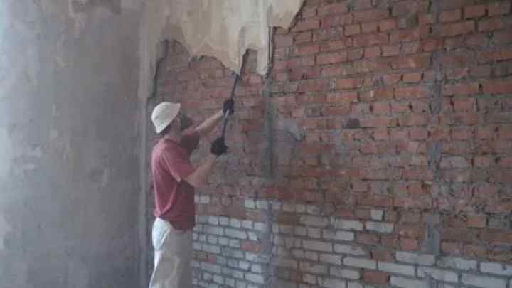 Як оштукатурити цегляні стіни