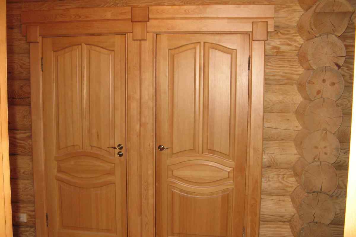 Як обробити дерев 'яні двері