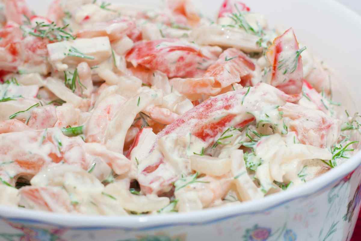 Як приготувати морський салат з креветками і кальмарами