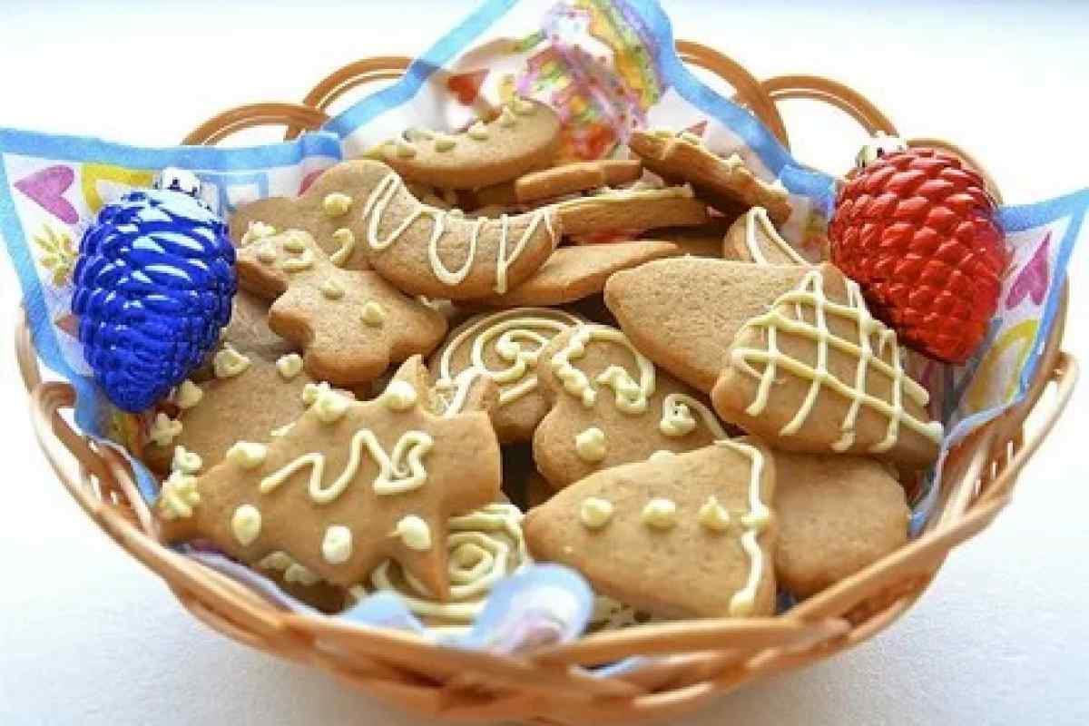 Новорічне печиво з підручних продуктів