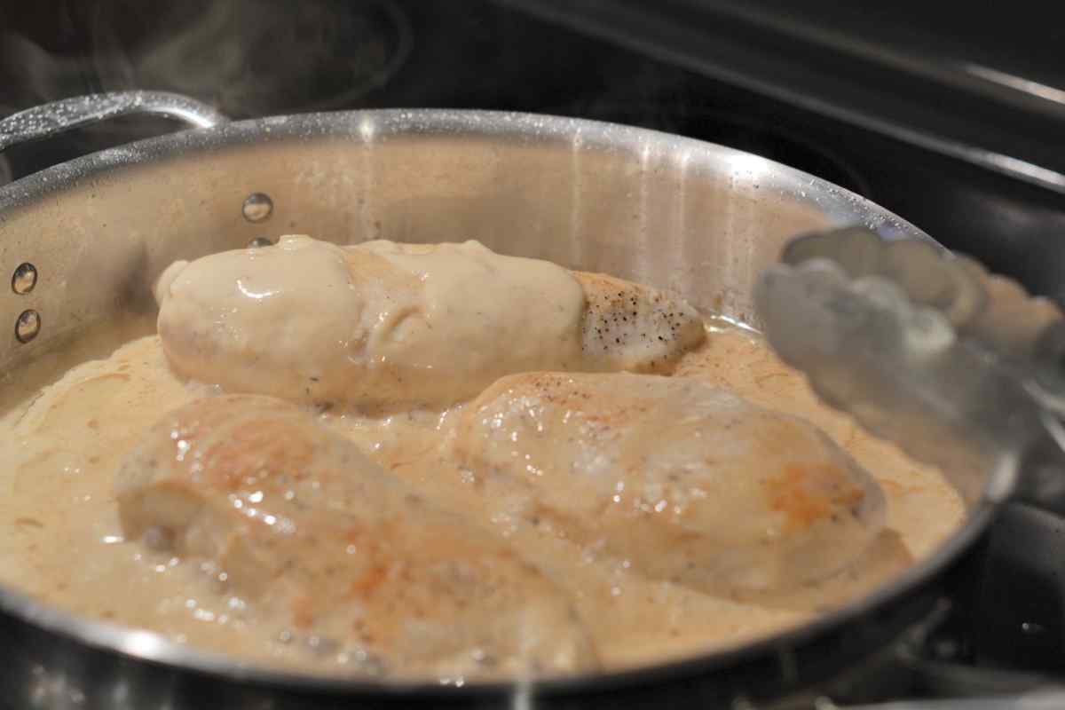 Рецепт приготування курки в сметаному соусі