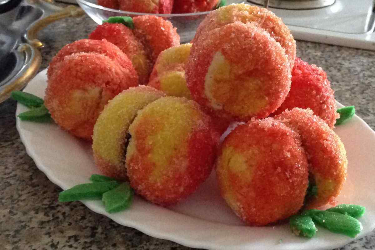 Як зробити персиковий десерт