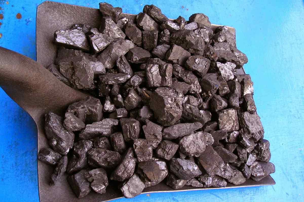 Кам "яне вугілля як джерело сировини
