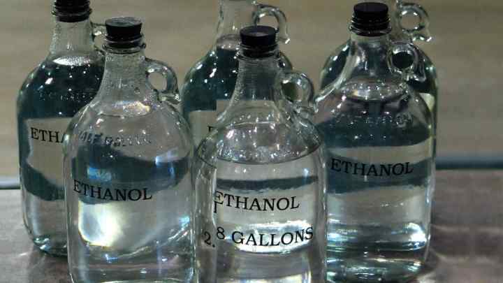 Як відрізнити метанол від етанолу