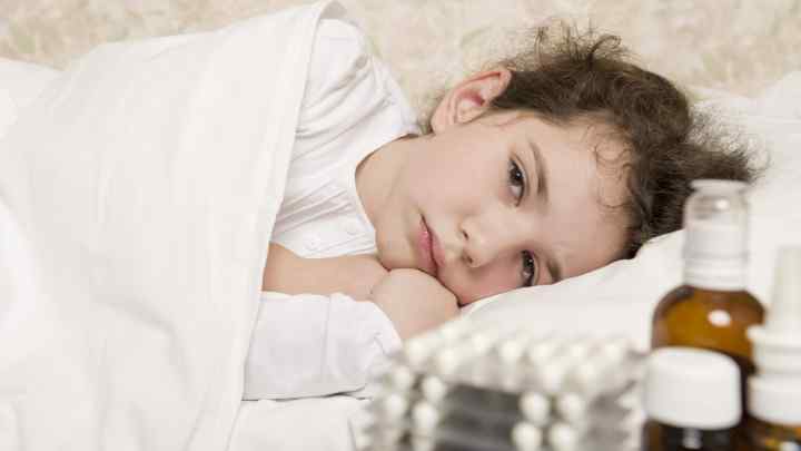 Біла лихоманка у дитини: причини, симптоми, лікування