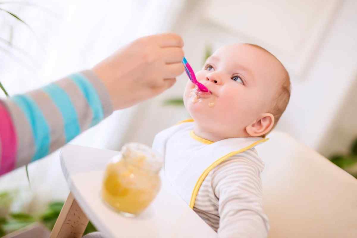 Як і чим годувати дитину в перші роки життя
