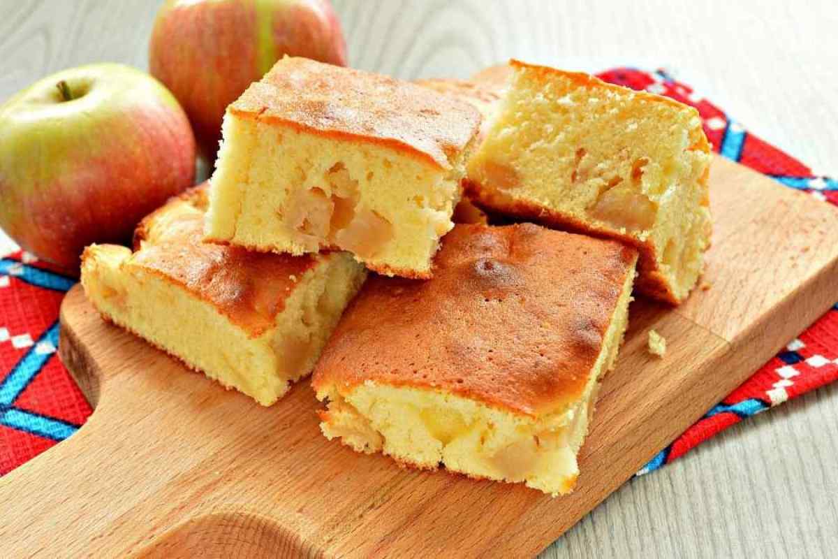 Як приготувати вершковий пиріг з яблуками