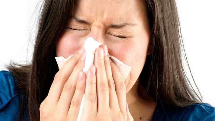 Як швидко вилікувати кашель і нежить у дитини