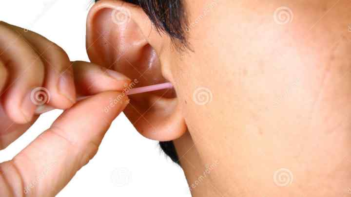 Як дізнатися, якщо у дитини болять вуха