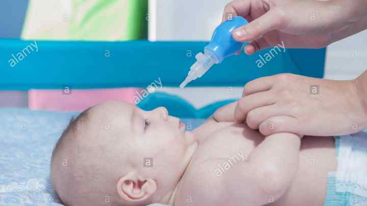 Як промити ніс новонародженому