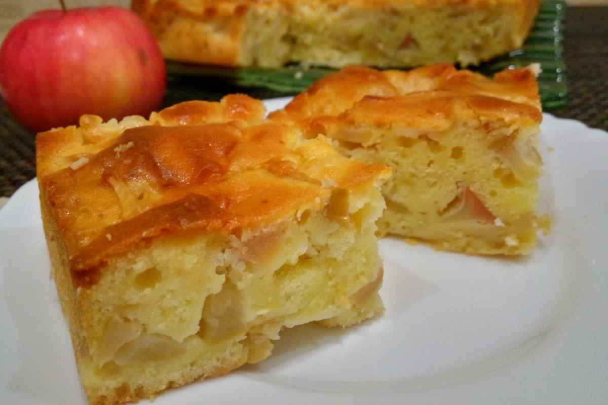Смачний пиріг з яблуками