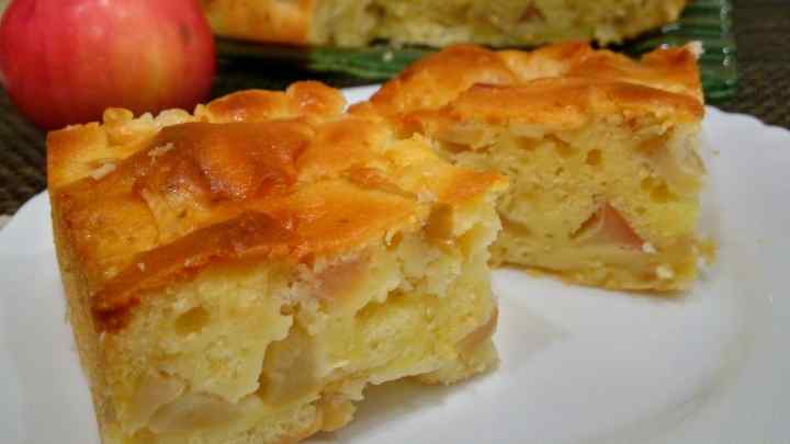 Смачний пиріг з яблуками