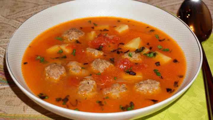 Як приготувати суп з фрикадельками - покроковий рецепт