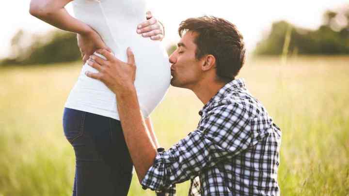 Як сказати одруженому коханцю про вагітність