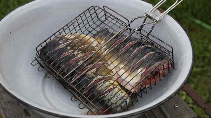 Як замаринувати рибу для шашлика