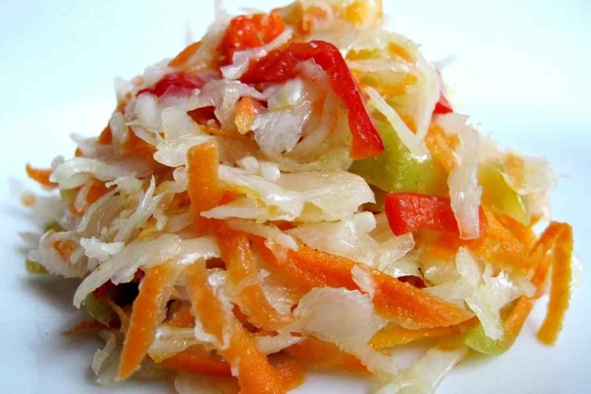 Рецепти салатів з капустою