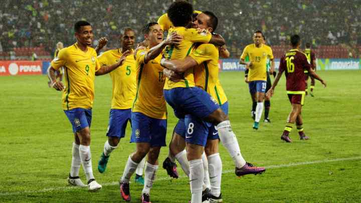 Фаворити чемпіонату світу з футболу в Бразилії