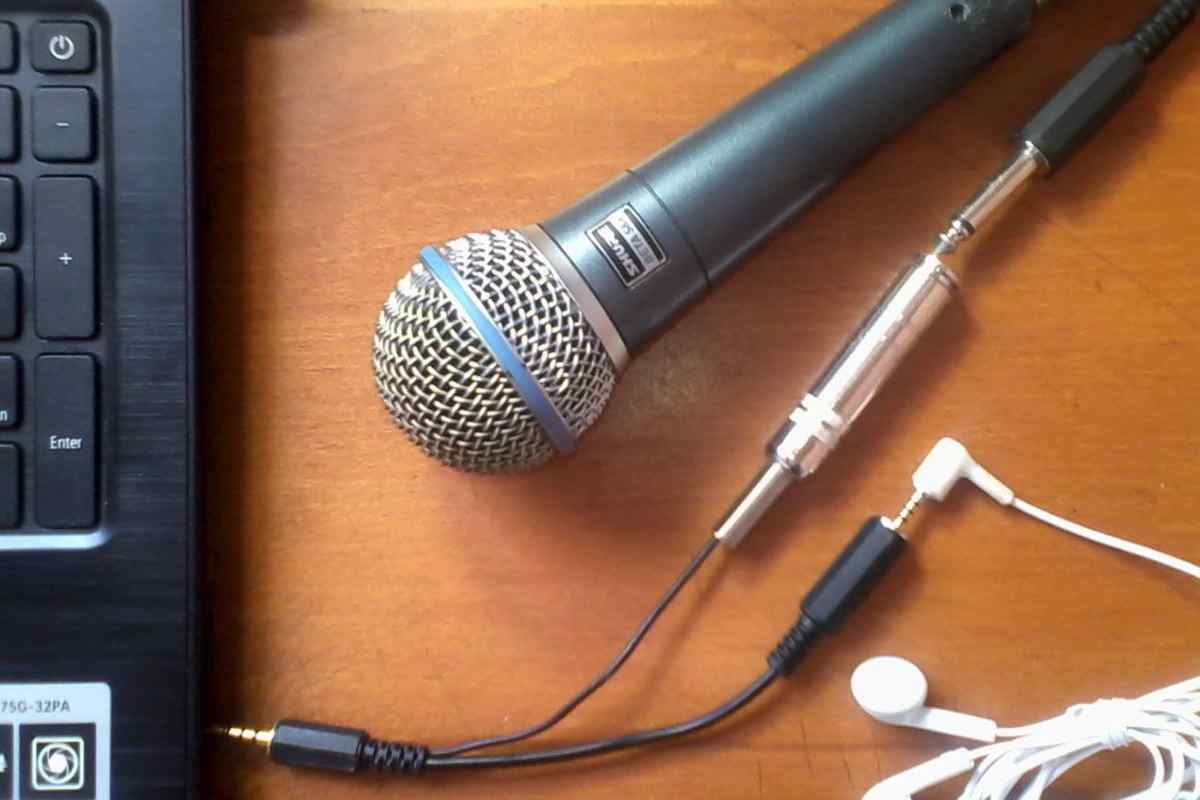 Як підключити навушники з мікрофоном до комп 'ютера