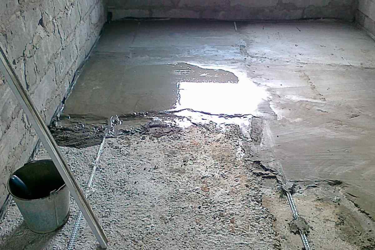 Як залити підлогу бетоном