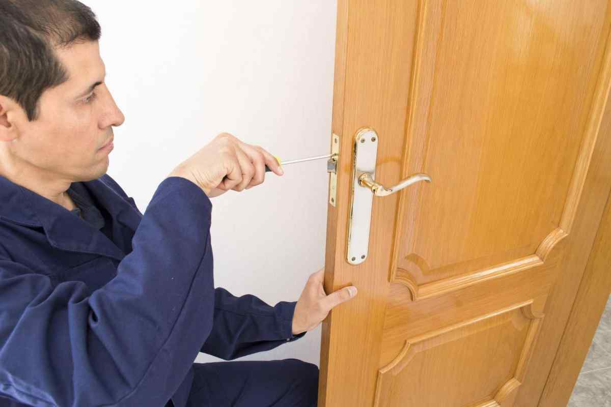 Як вмонтувати двері