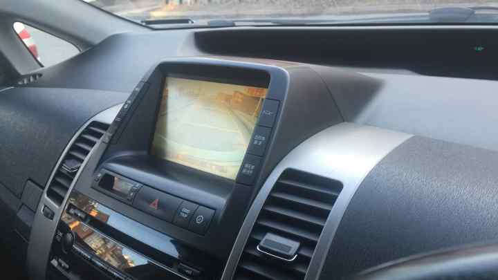 Toyota перетворила пасажирське вікно автомобіля на дисплей доповненої реальності
