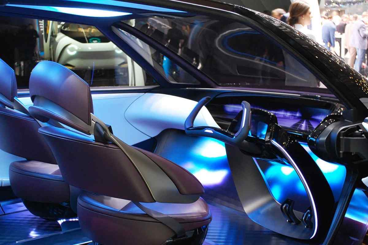 7 найзручніших і технологічних салонів у нових автомобілях