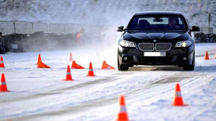 7 автомобілів, в яких можна відчувати себе впевнено на зимовій дорозі
