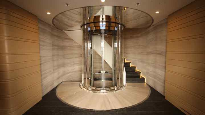 10 найбільш незвичайних ліфтів у світі