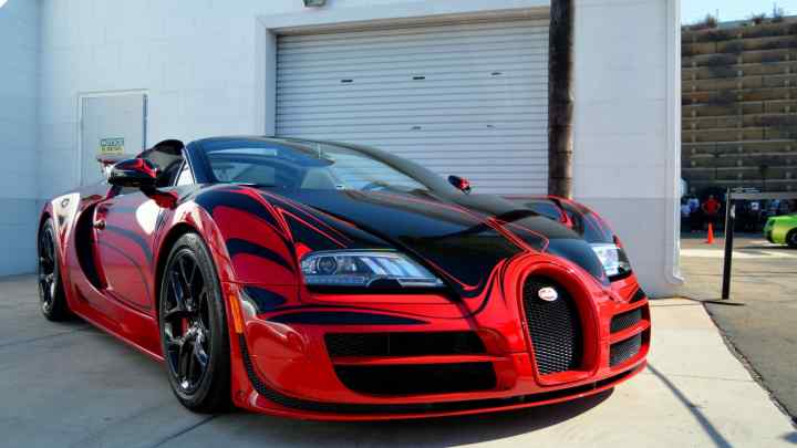 Bugatti Veyron: 8 маловідомих фактів про найдорожчий, потужний і швидкий автомобіль