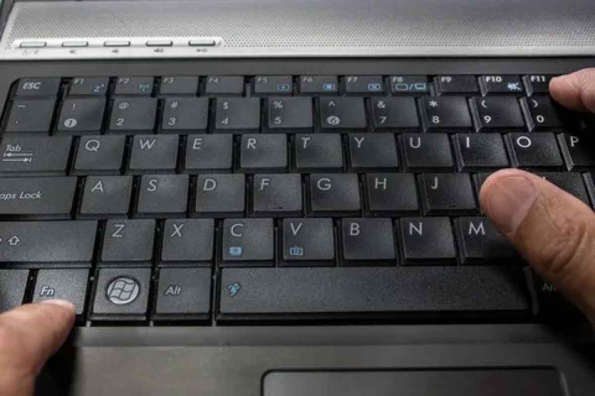Як розблокувати клавіатуру на ноутбуці
