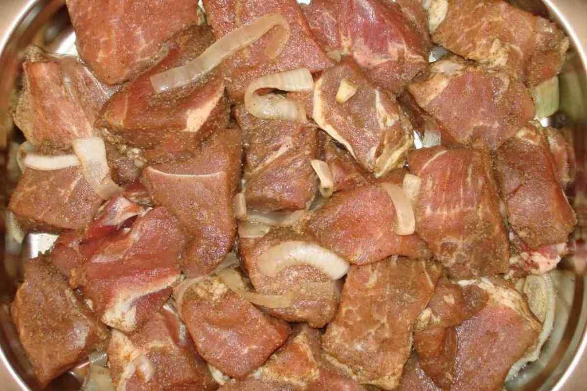 Як маринувати м 'ясо для шашлика