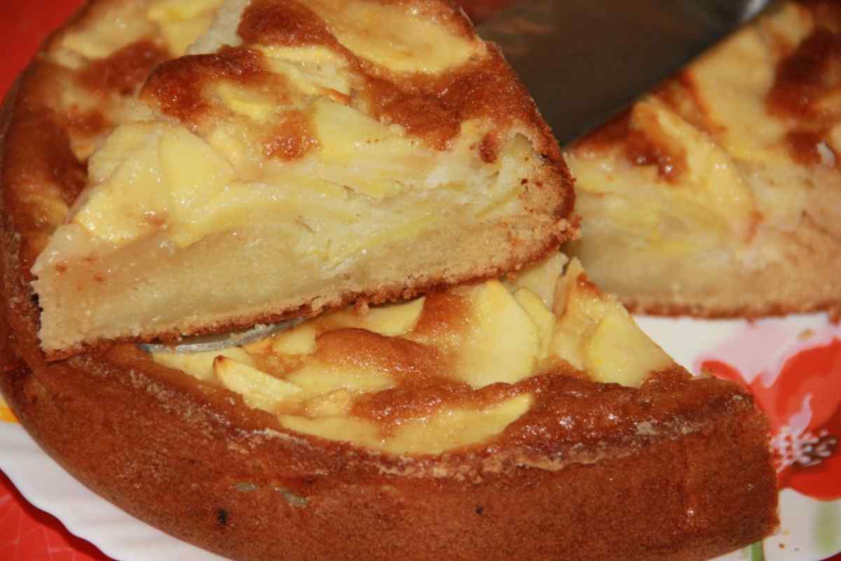Рецепт шарлотки с яблоками в духовке фото пошагово