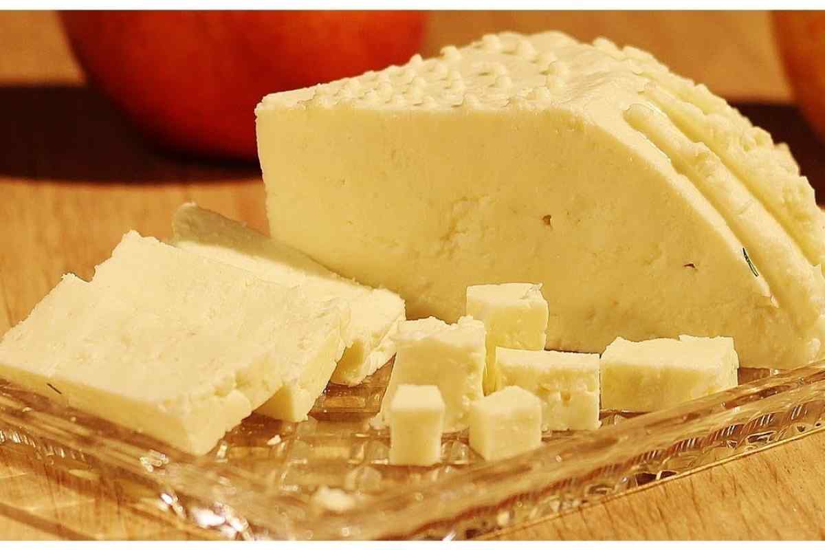 Як зробити смачний сир у домашніх умовах