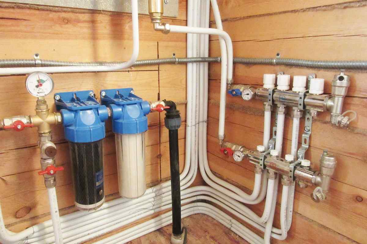 Монтаж водопровода в частном доме