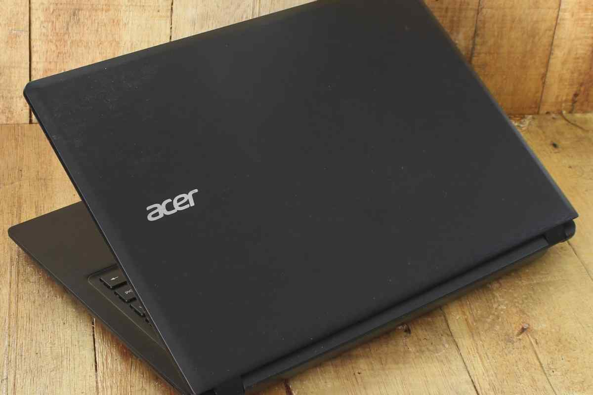 Як розібрати ноутбук Acer