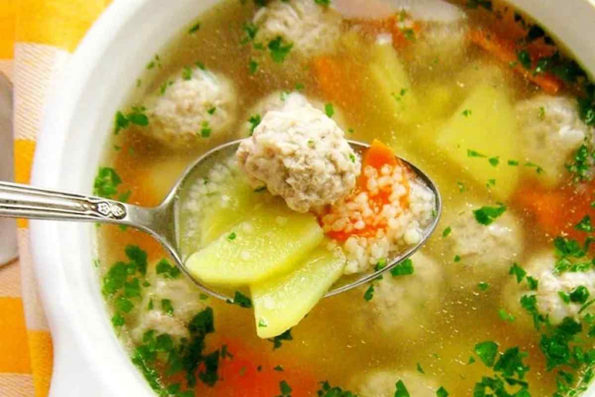 Як приготувати суп з фрикадельками