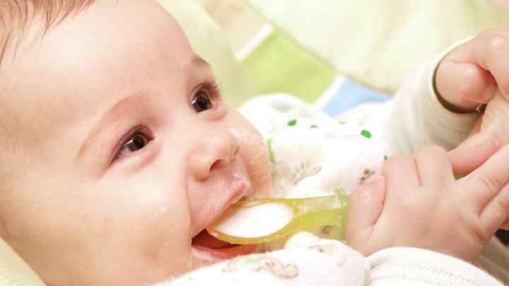 Як вводити молоко в раціон дитини