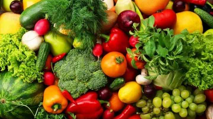 Які фрукти та овочі можна мамі, що годує