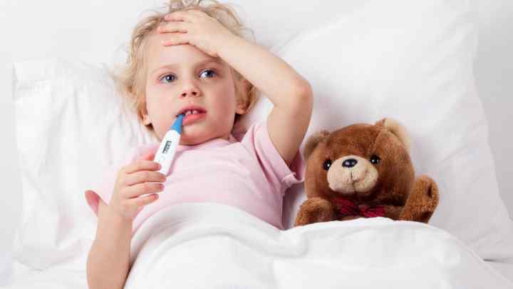 Як збити температуру у дитини: думка доктора Комаровського