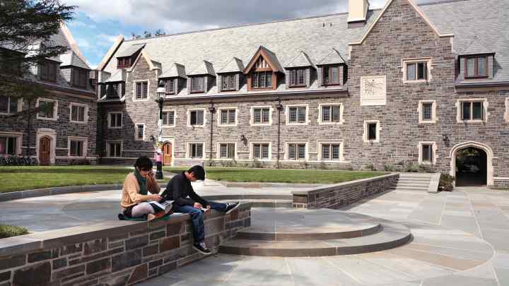 Університет Прінстонський (Princeton University): історія, особливості вступу та навчання, факультети