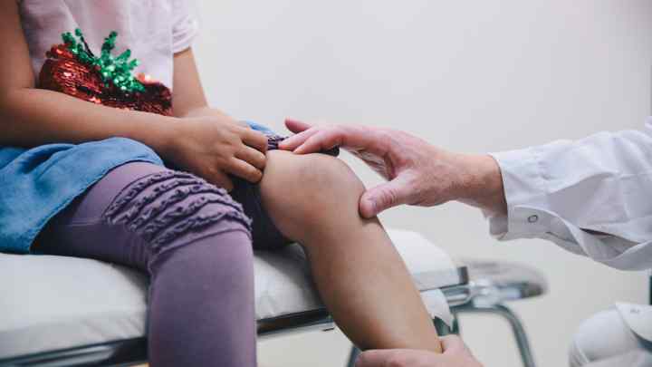 Як лікувати артрит у дітей