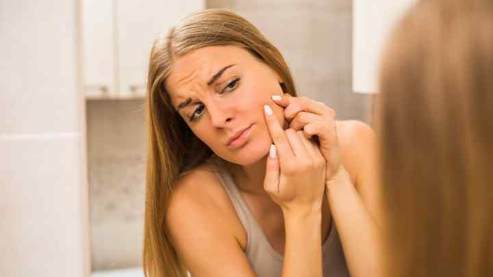 Роздратування на шкірі: причини, лікування