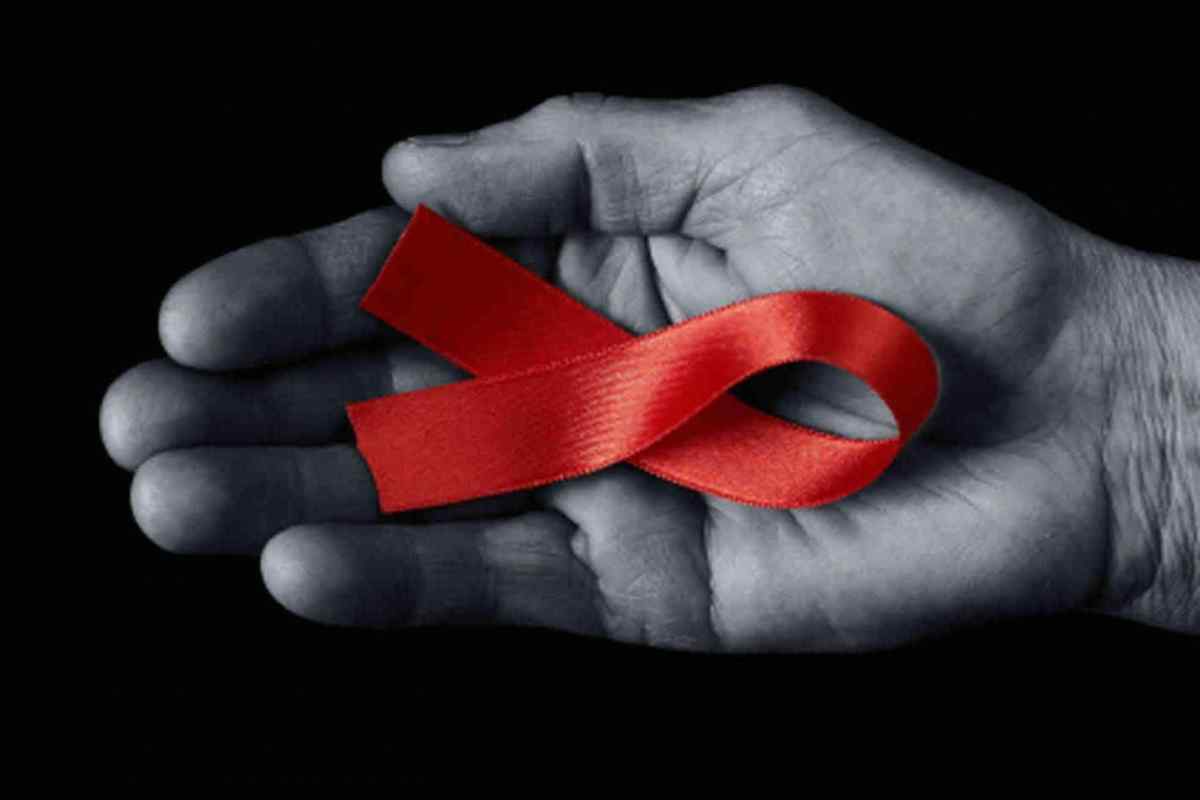 Групи ризику ВІЛ-інфекції: як заражаються ВІЛ-інфекцією, способи профілактики