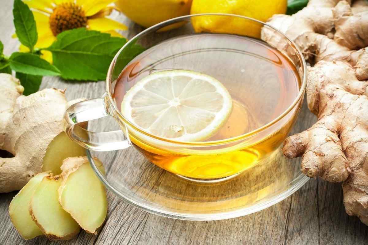 Чай з лимоном: користь і протипоказання