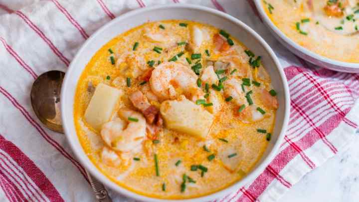 Сирний суп з креветками - свіжо і креативно!