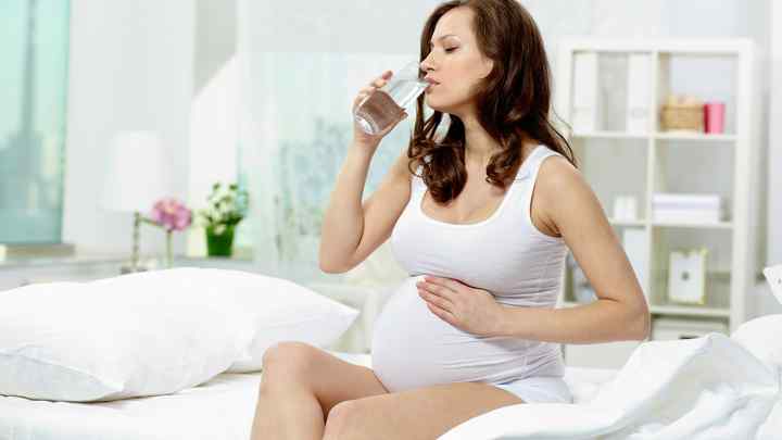 Як зберегти вагітність на ранньому терміні при загрозі викидня, після викидня, після завмерлої вагітності, після ЕКО? Як зберегти вагітність на ранньому терміні вдома народними коштами, харчуванням?