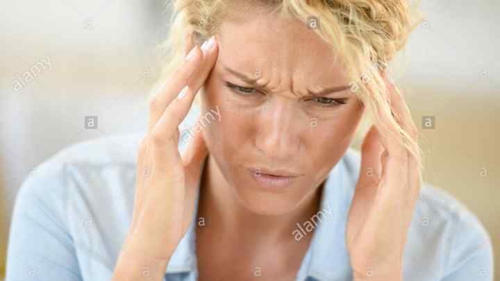 Кластерний головний біль: причини, симптоми та лікування