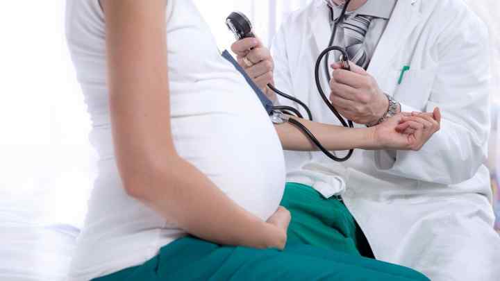 Порушення кровотоку 1 А ступеня при вагітності: можливі причини, симптоми, діагностика та лікування