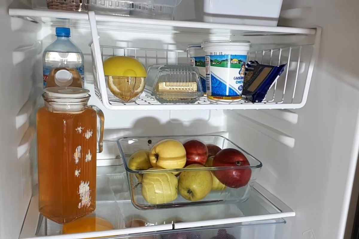 Скільки можна зберігати сечу для аналізу в холодильнику?